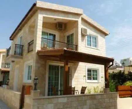 Daire Philippou & Larnaca