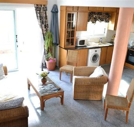 Daire Philippou & Larnaca