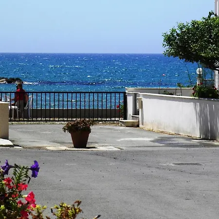 Philippou & * Larnaca