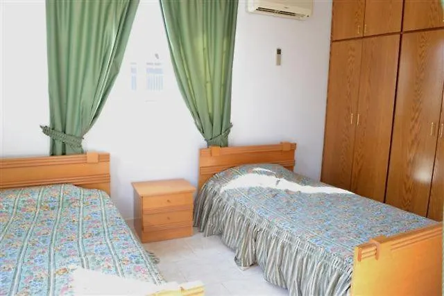 Philippou & Διαμέρισμα *