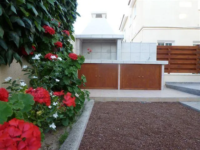 Philippou & Διαμέρισμα *