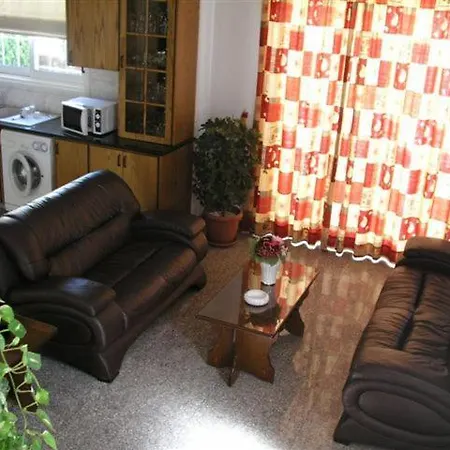 Philippou & Apartman