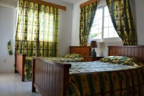 Апартаменти Philippou & Ларнака