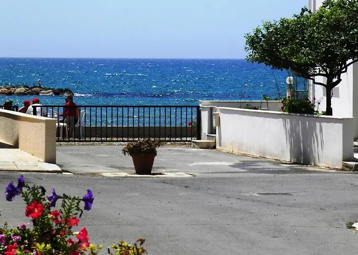 Philippou & * Ларнака